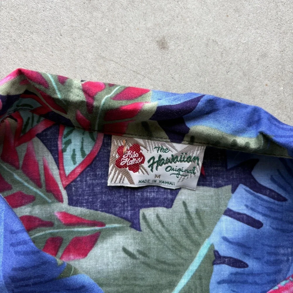 Vintage 80s 90s The Hawaiian Original Shirt Size Medium Tropical Hibiscus Floral